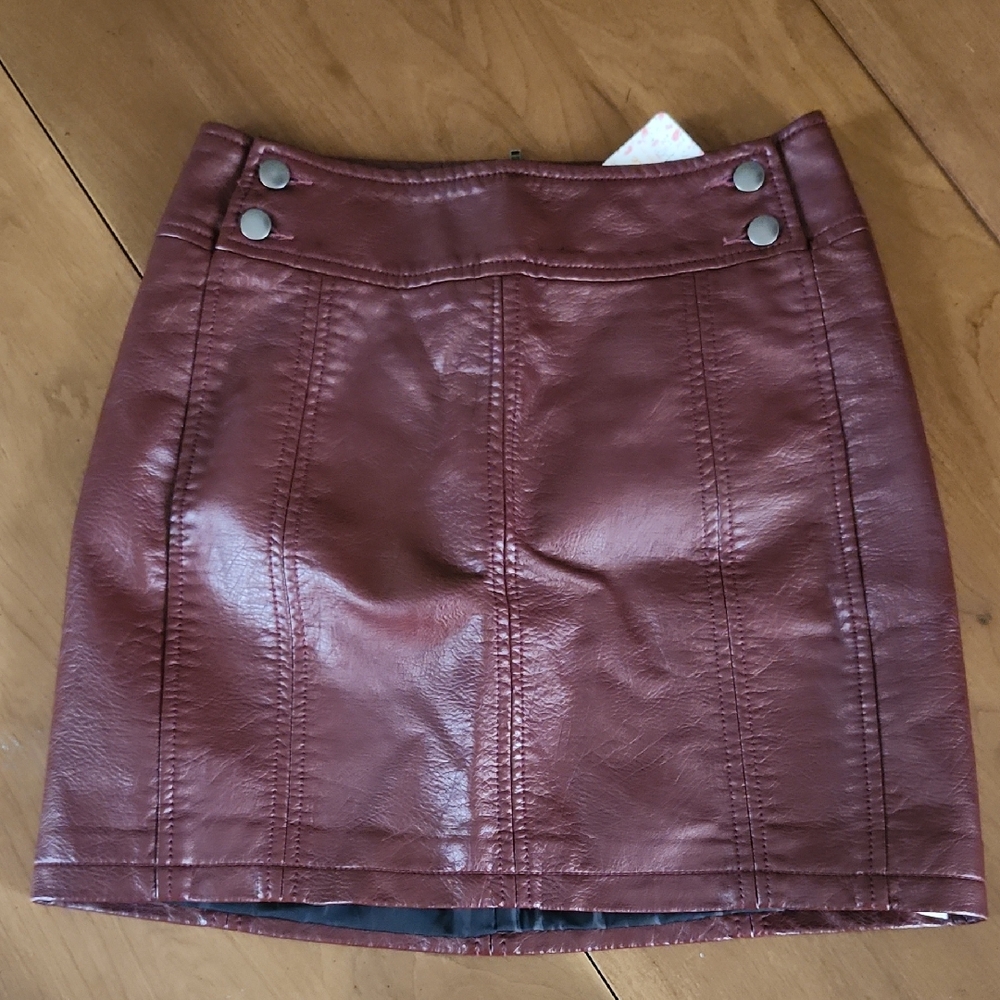 Free People Vegan Faux Leather Purple Burgundy Maroon Mini Skirt Size 0